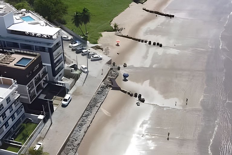 Flat pé na areia do Bessa
