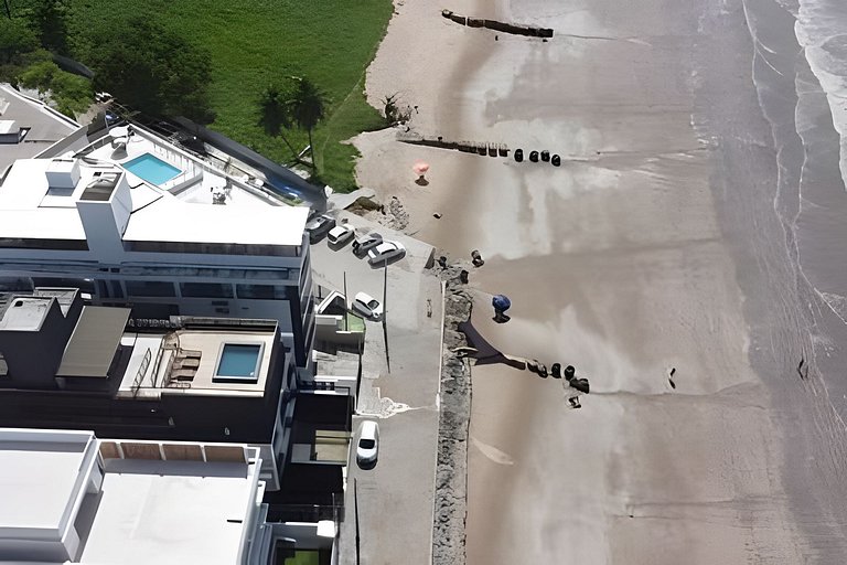 Flat pé na areia do Bessa