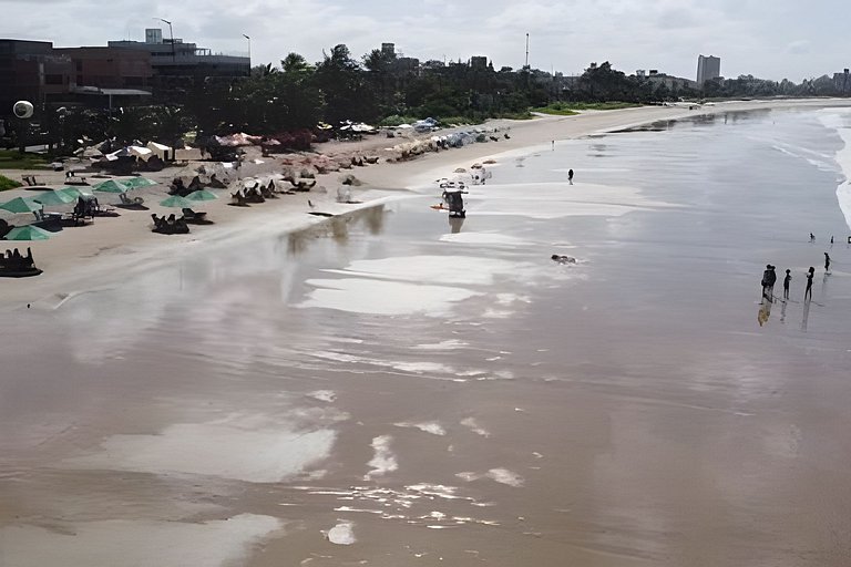 Flat pé na areia do Bessa