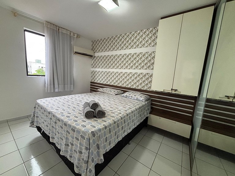 Apartamento confortável há poucos metros da praia.