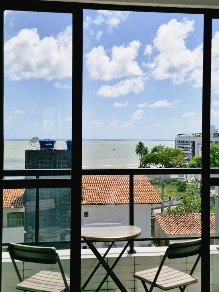 Flat Praia do Bessa com Varanda e vista mar