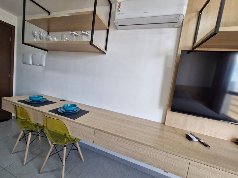 Flat na praia do Bessa SRE 503