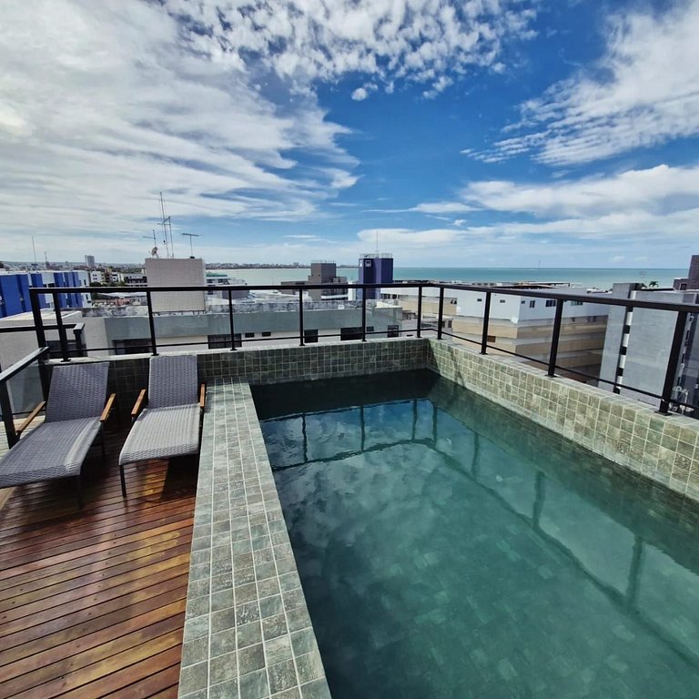 Flat na praia do Bessa SRE 503