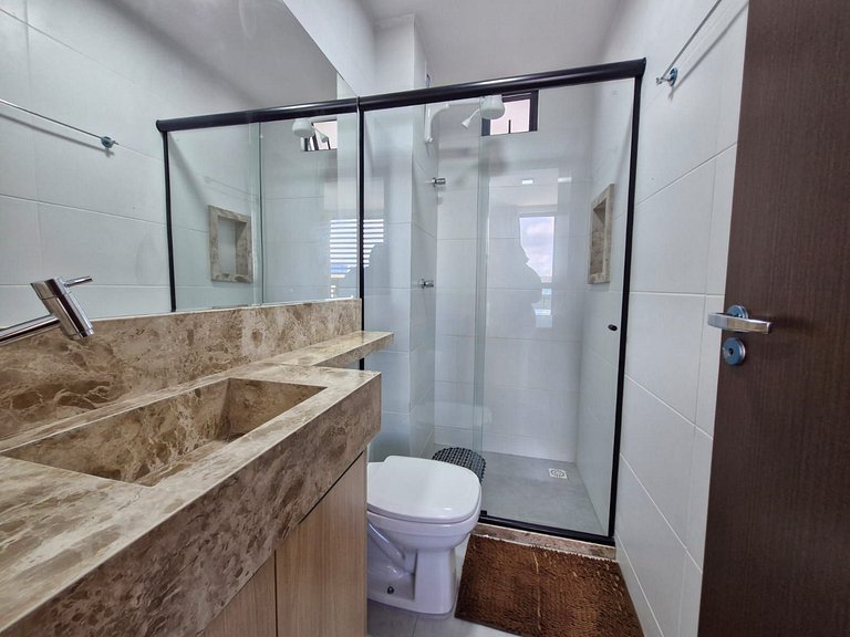 Flat na praia do Bessa SRE 503