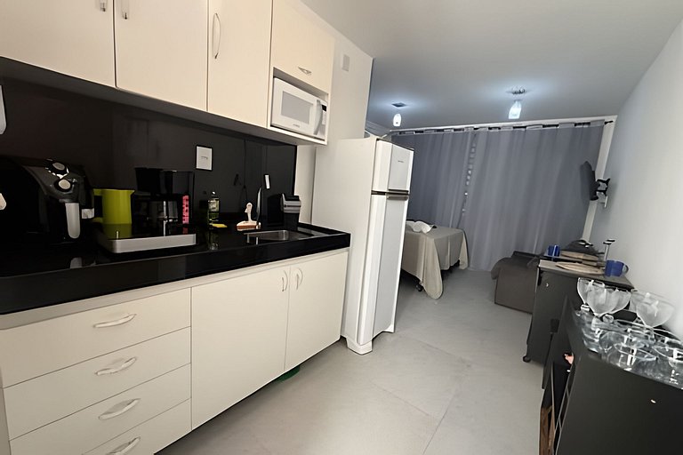 Flat no Sunrise há poucos metros da praia do Bessa