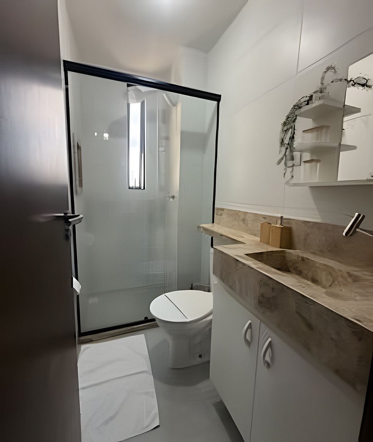 Flat no Sunrise há poucos metros da praia do Bessa