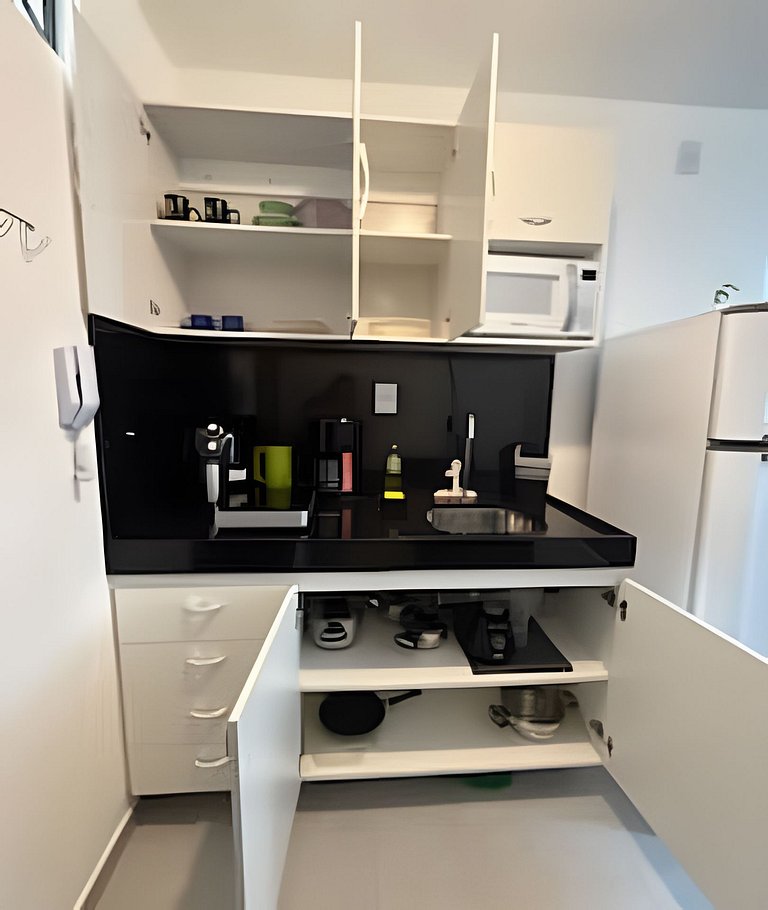 Flat no Sunrise há poucos metros da praia do Bessa