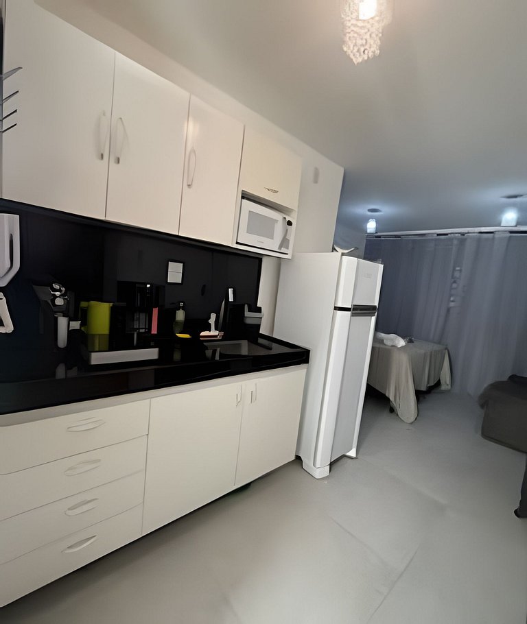 Flat no Sunrise há poucos metros da praia do Bessa