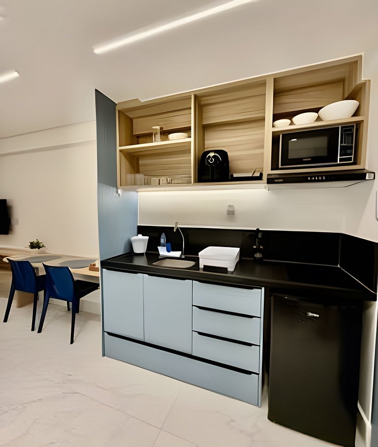 Studio espaçoso e confortável a 100m da praia