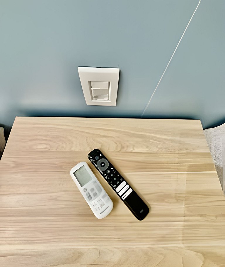 Studio espaçoso e confortável a 100m da praia