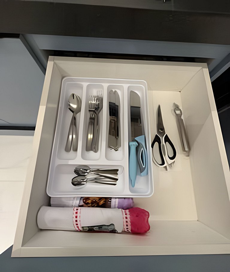 Studio espaçoso e confortável a 100m da praia