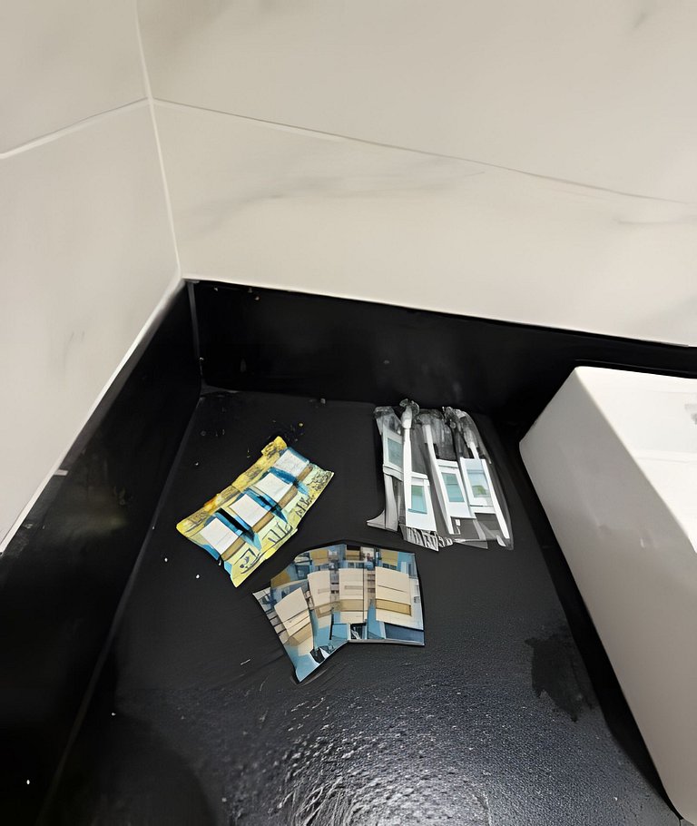 Studio espaçoso e confortável a 100m da praia